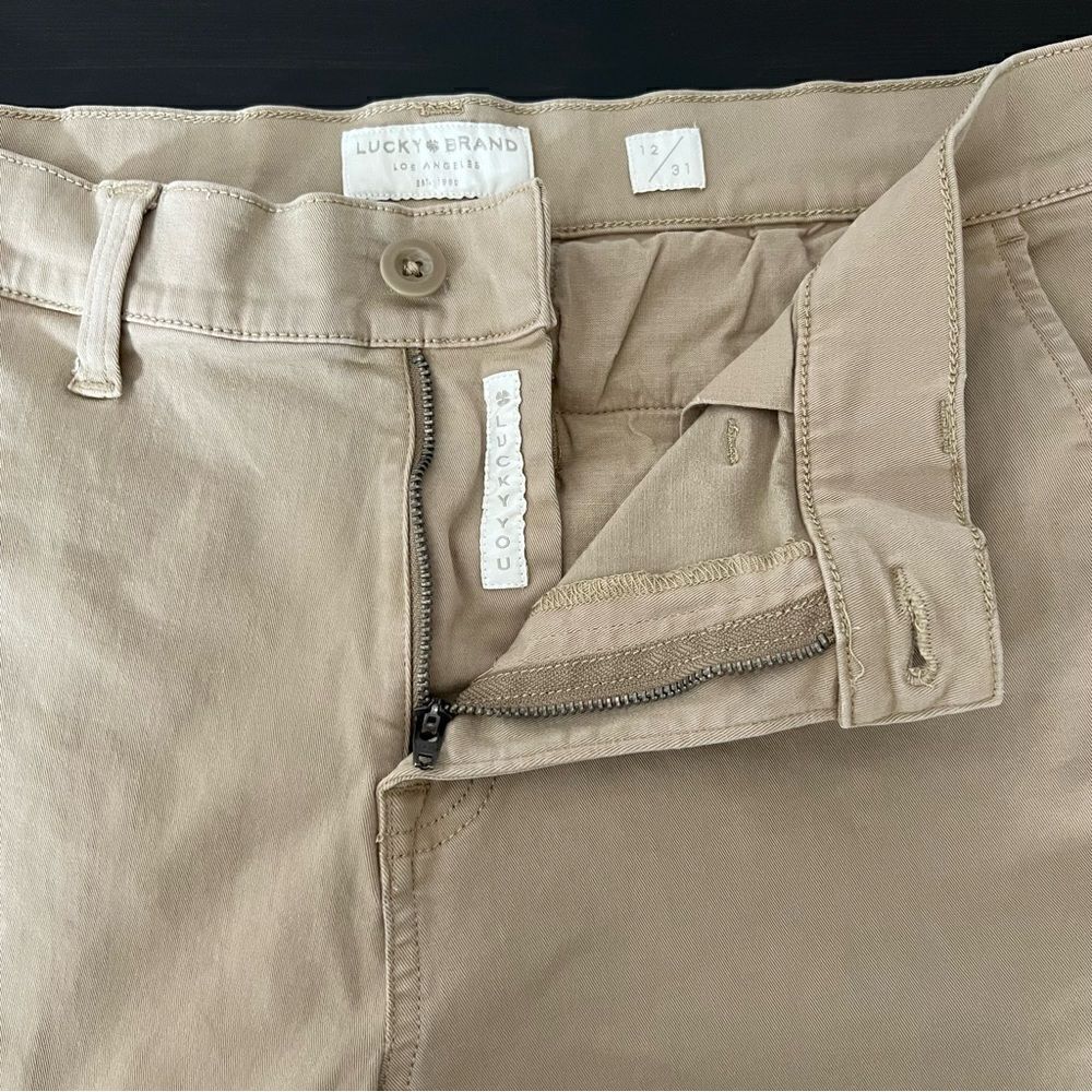 Lucky Brand Pants Mens Size 33x30? Beige Chino Straight Leg Stretch Slash Pocket - Picture 8 of 14